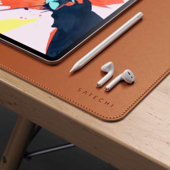 Коврик для мыши Satechi Eco-Leather Deskmate коричневый (ST-LDMN)