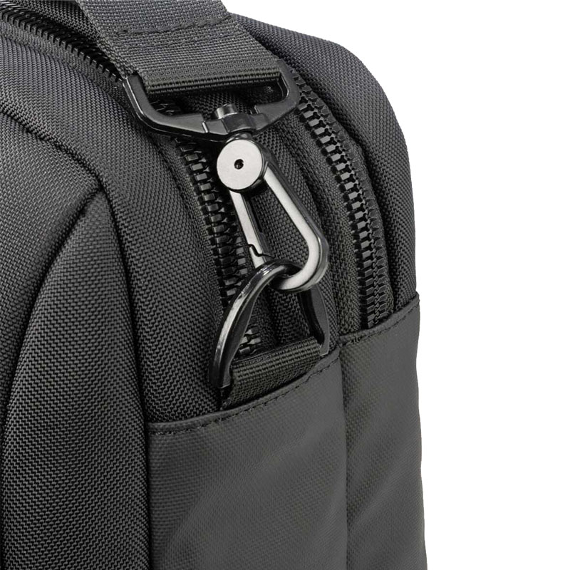 Сумка Tucano Player Bag для ноутбуков 15'' / MacBook pro 16" чёрная