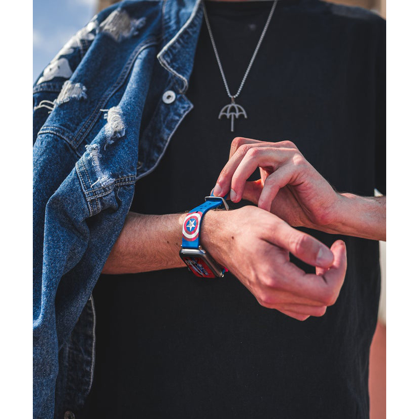 Ремешок MobyFox Marvel Insignia Collection для Apple Watch (всех размеров) Captain America (ST-MRV22ICN2103)
