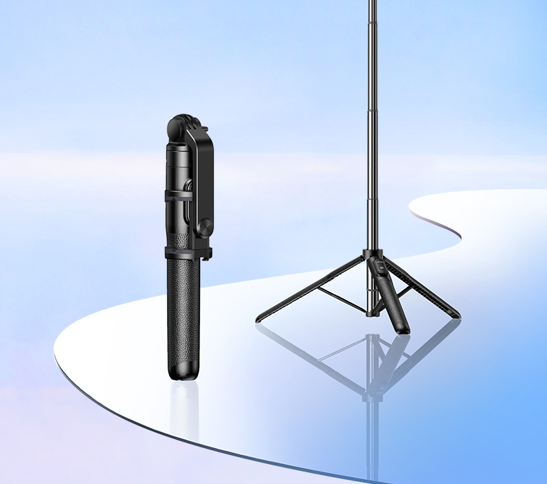 Штатив UGREEN LP586 (15062) Selfie Stick Tripod (1,5 м) with Bluetooth Remote чёрный