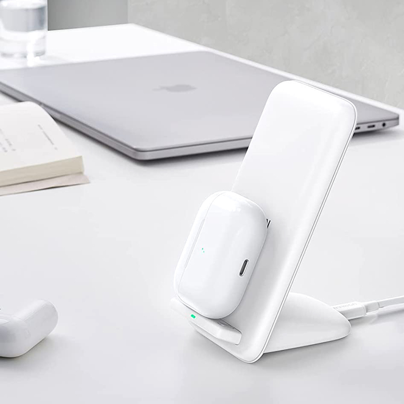 Беспроводное зарядное устройство Ugreen CD221 (80576) 15W Wireless Charger Stand белое