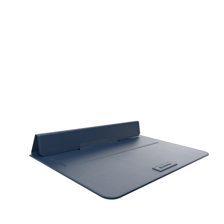 Чехол-подставка SwitchEasy EasyStand для MacBook Pro 16 (M1) 2021 синий (GS-105-233-201-63)