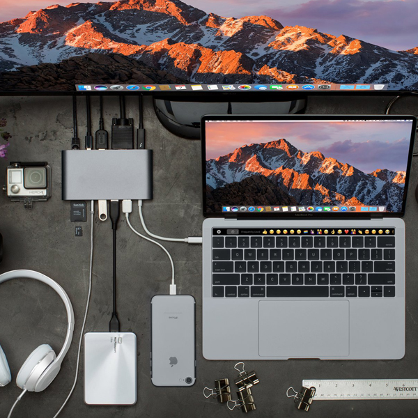 USB-хаб HyperDrive Ultimate 11-in-1 USB-C Hub серый космос (GN30B-GREY)