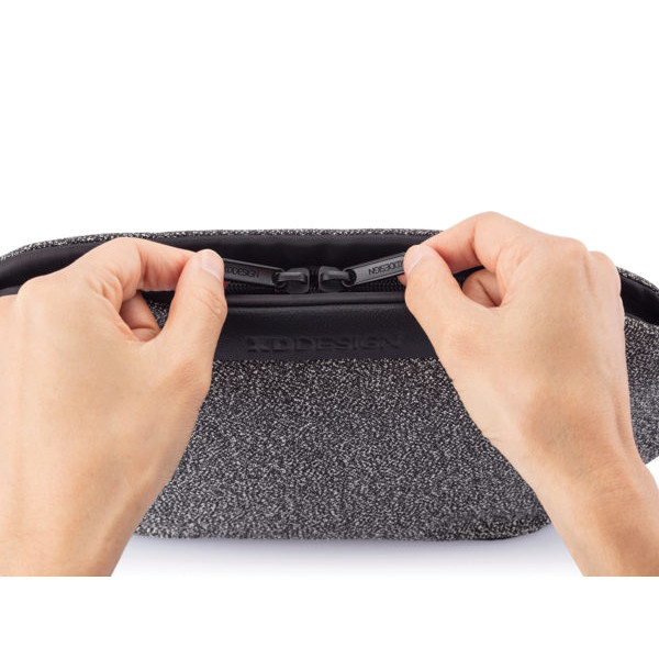 Поясная сумка XD Design Urban Bumbag серая (P730.062)