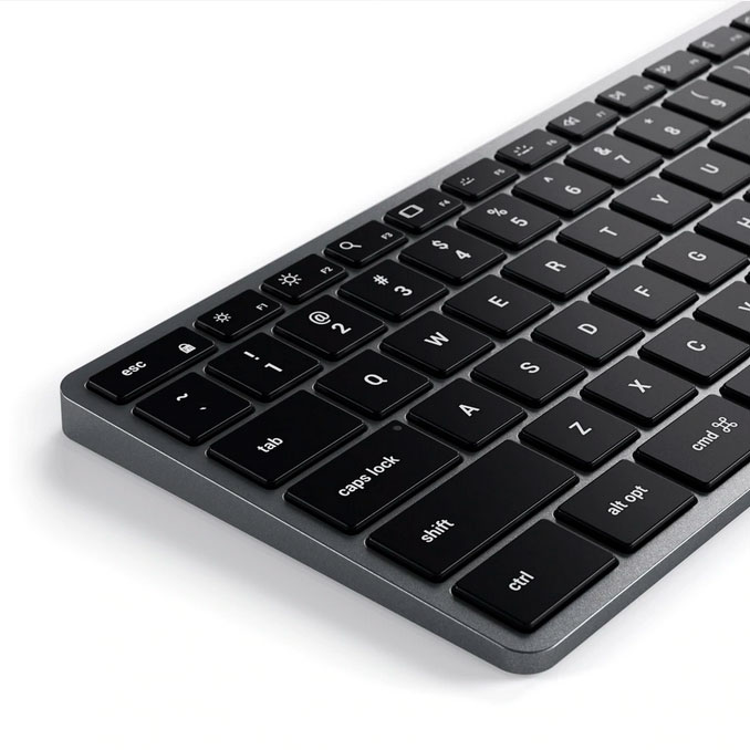 Беспроводная клавиатура Satechi Slim X3 Bluetooth Keyboard-RU. Раскладка - Русская. Цвет- Серый космос