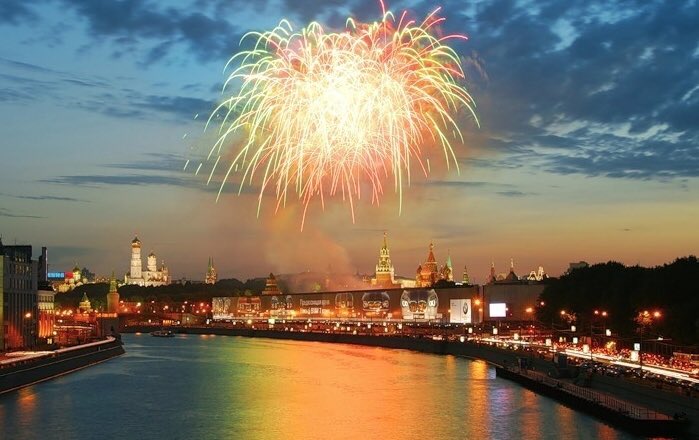 Твиттер «АйКейсес» ‏@iCases_ru