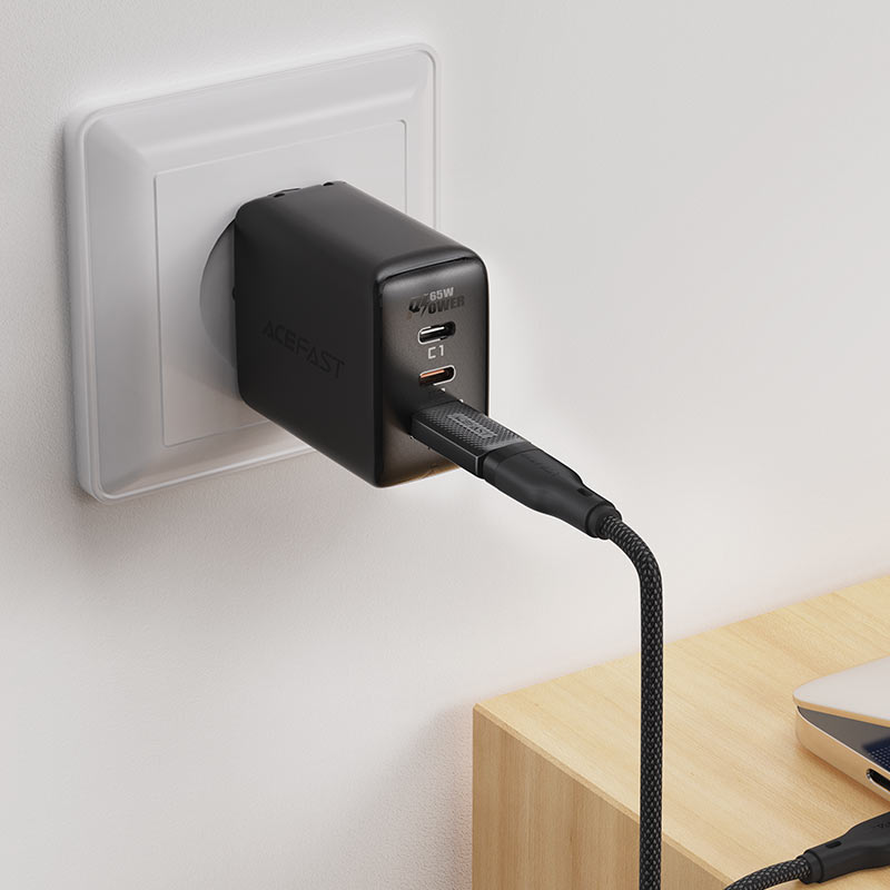 Адаптер Acefast J2 USB-C - USB-A чёрный (AF-J2-BK)