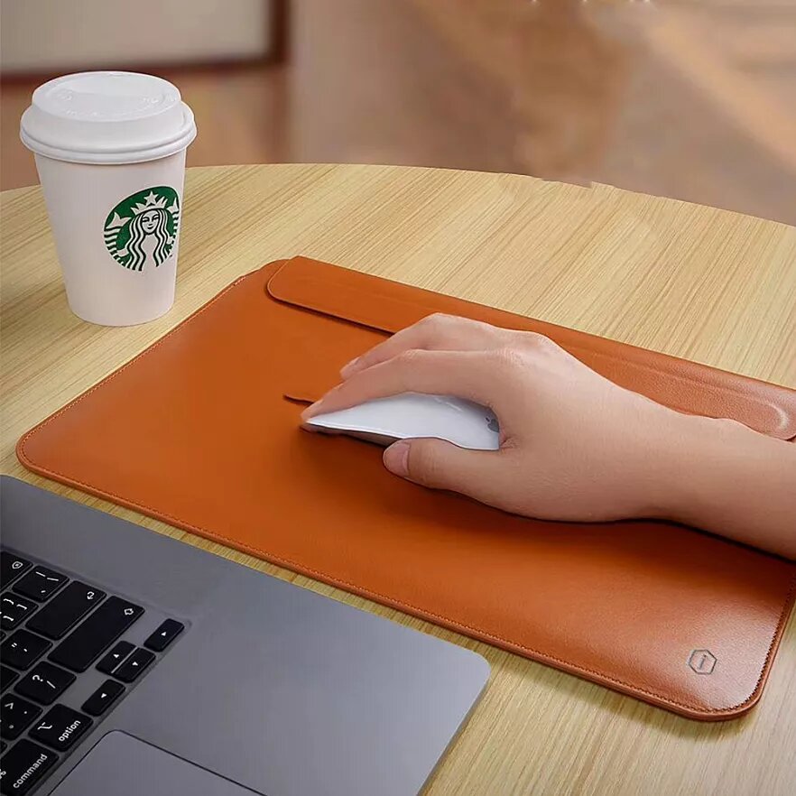 Чехол WiWU Skin Pro II для MacBook Pro 13" (2017-2021) / MacBook Air 13" (2018-2021) коричневый