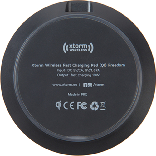 Беспроводное зарядное устройство Xtorm Wireless Fast Charging Pad (QI) Freedom чёрное