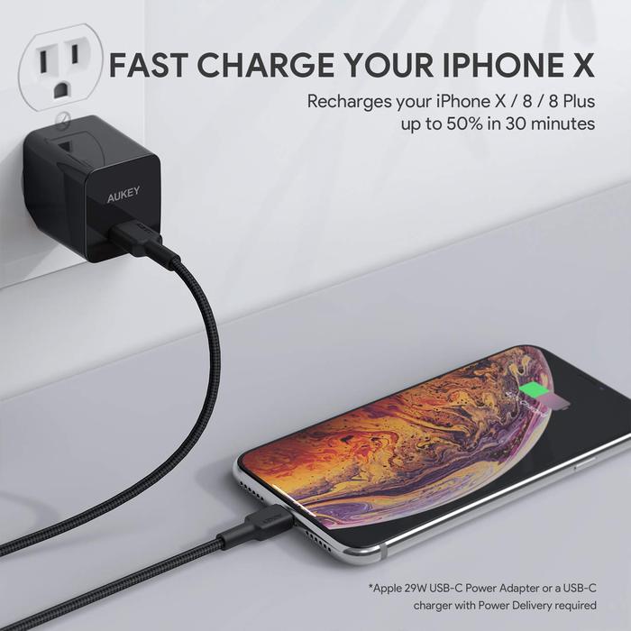 Кабель Aukey USB-C To Lightning Nylon Braided Cable (1,2 метра) чёрный (CB-CL1)