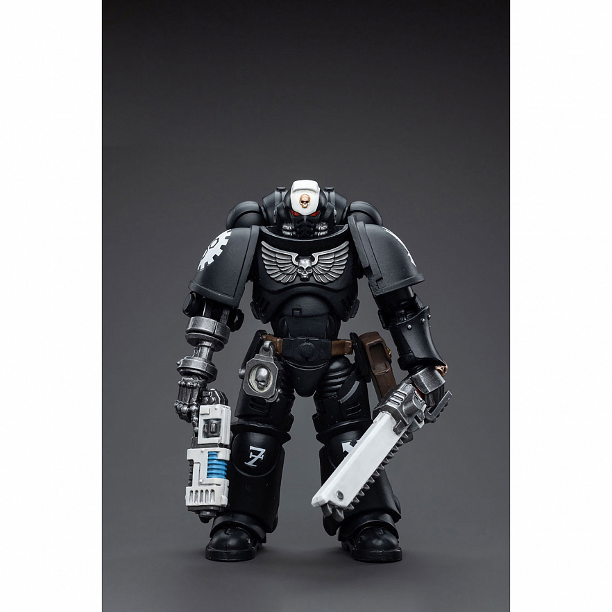 Фигурка Warhammer 40K Iron Hands Assault Intercessors Sergeant Kalock 1:18