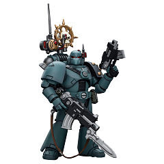 Фигурка Warhammer 40K Sons of Horus MKVITactical Squad Legionary with Nuncio Vox
