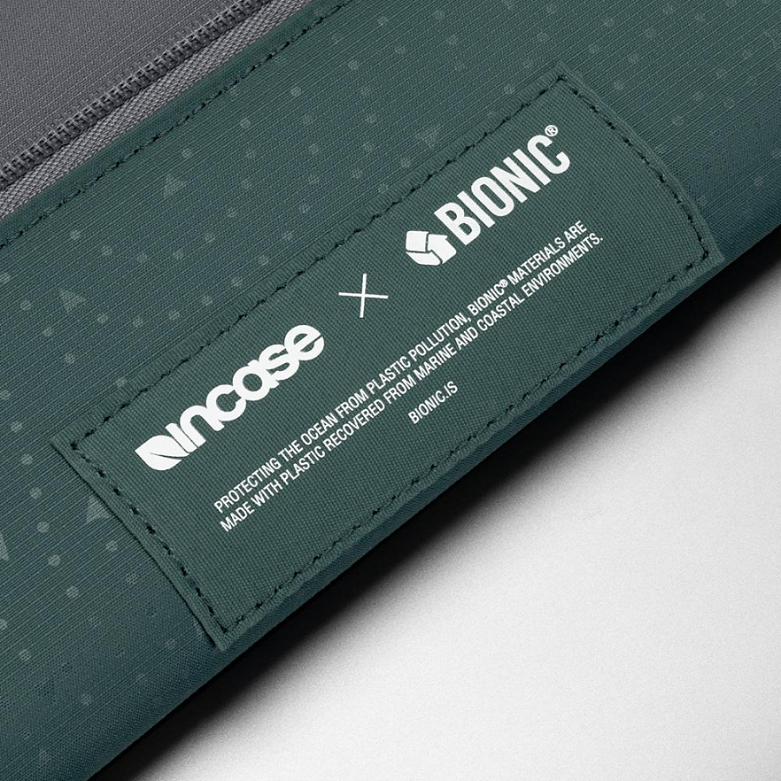 Чехол Incase Compact Sleeve w/BIONIC для MacBook 16" серый Steel Gray (INMB100608-STG)