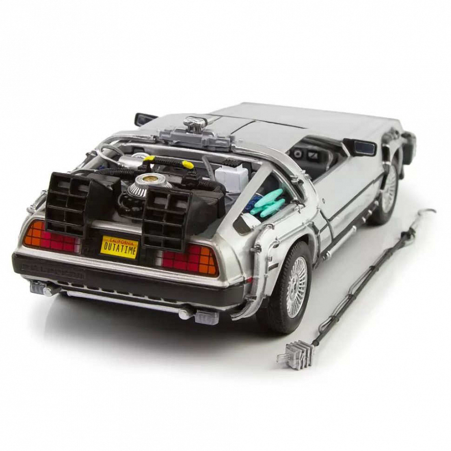 Реплика Машинка Back to the Future Delorean 1:24 124434