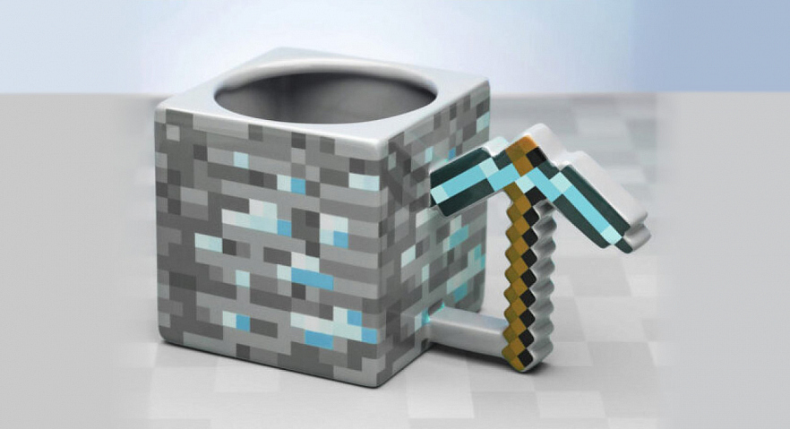 Кружка Paladone Minecraft Pickaxe Mug 550мл PP6589MCF