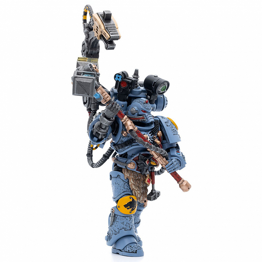 Фигурка Warhammer 40K Space Wolves Iron Priest Jorin Fellhammer 1:18