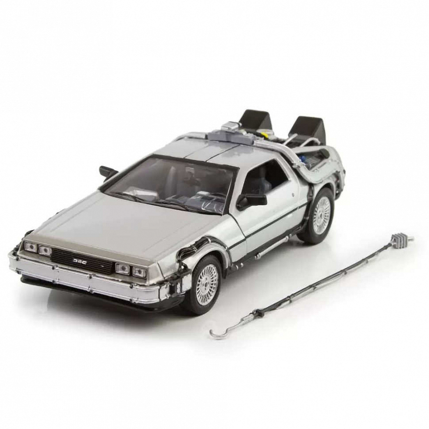 Реплика Машинка Back to the Future Delorean 1:24 124434