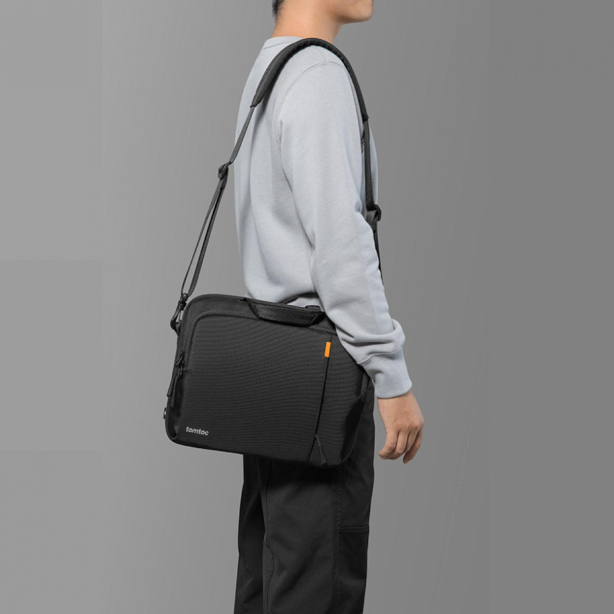 Сумка Tomtoc Tablet Defender-B30 Tablet Shoulder Bag для планшетов 12.9" черная