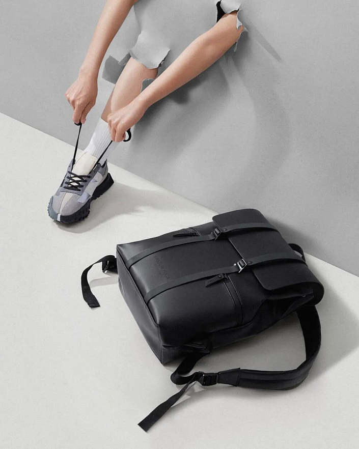 Рюкзак Gaston Luga GL8001 Backpack Spläsh для 13" ноутбуков чёрный
