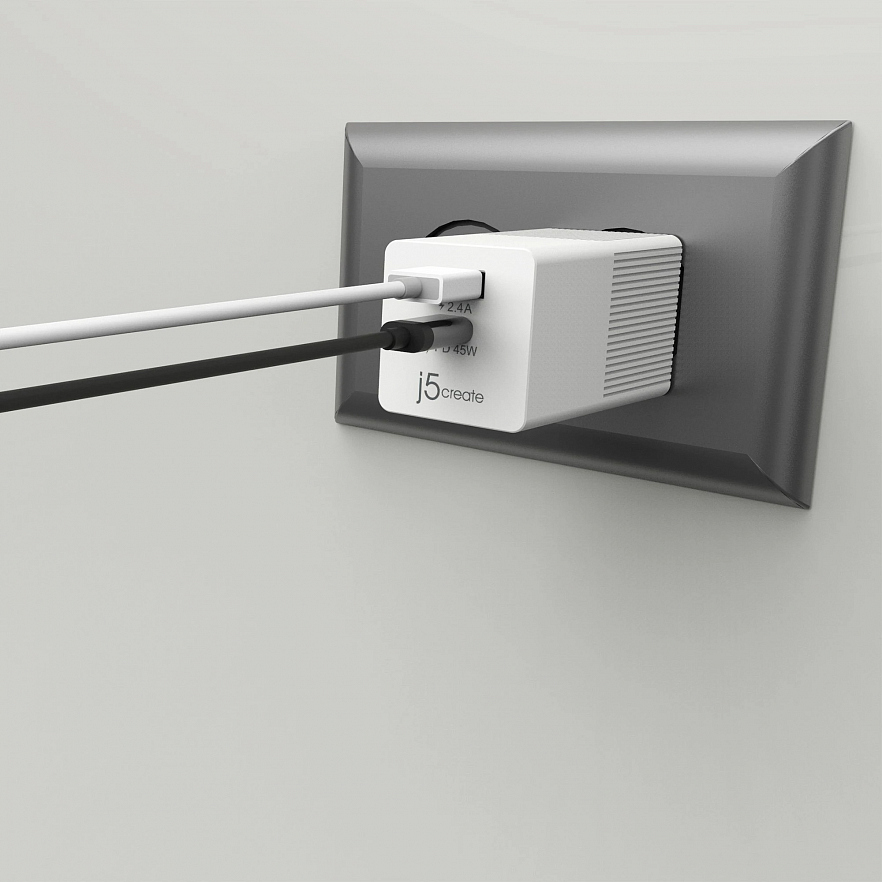 Сетевое зарядное устройство j5create 45W Dynamic PD USB-C Mini Charger (JUP2445)