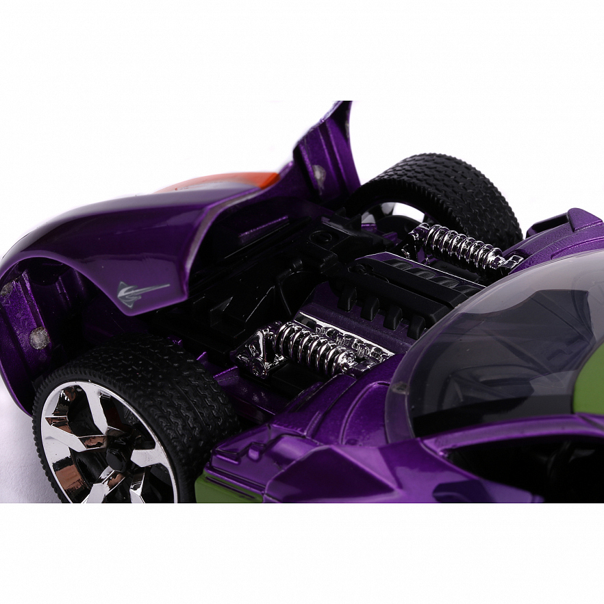 Набор Jada Toys машинка с фигурой Hollywood Rides Chevy Corvette Stingray Concept W/Joker Figure 2.75"+1:24 31199