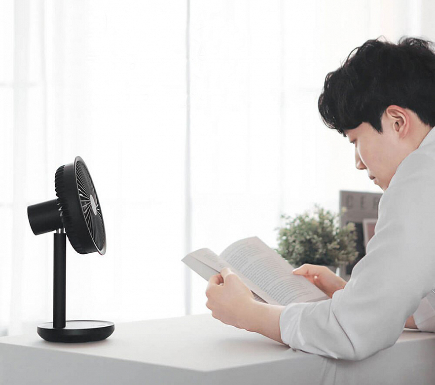 Настольный вентилятор SOLOVE table-top rotary fan 4000mAh 3 Speed Type-C Чёрный (F5 Black RUS)