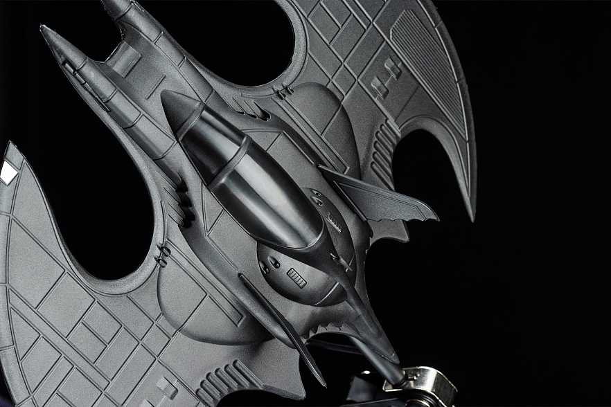 Настольная лампа Paladone DC Batman Batwing Posable Desk Light BDP PP5055BMV2