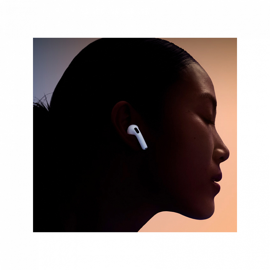Наушники Apple AirPods 4 с шумоподавлением